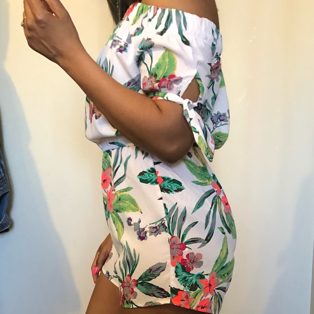 Take me somewhere Tropical Romper